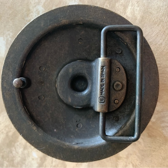 Belt buckle brass round rhinestones vintage brooch attached one of a kind - Picture 5 of 5